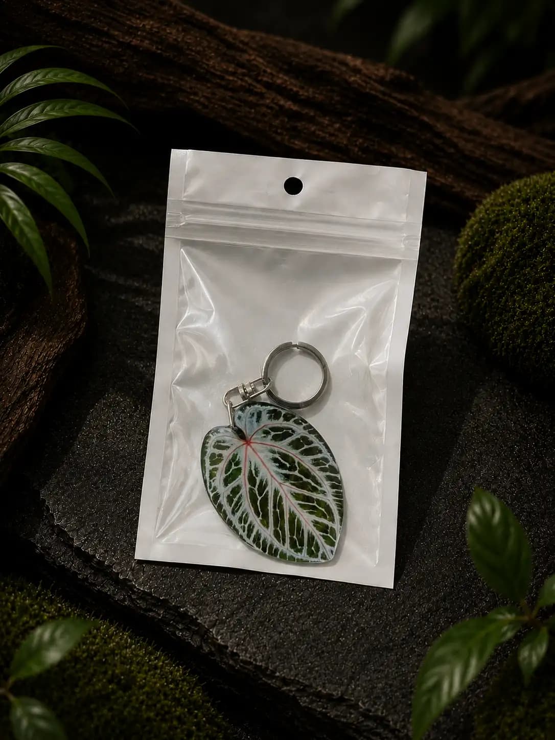 Anthurium King of Spades x Red Tiger Keychain thumbnail 2